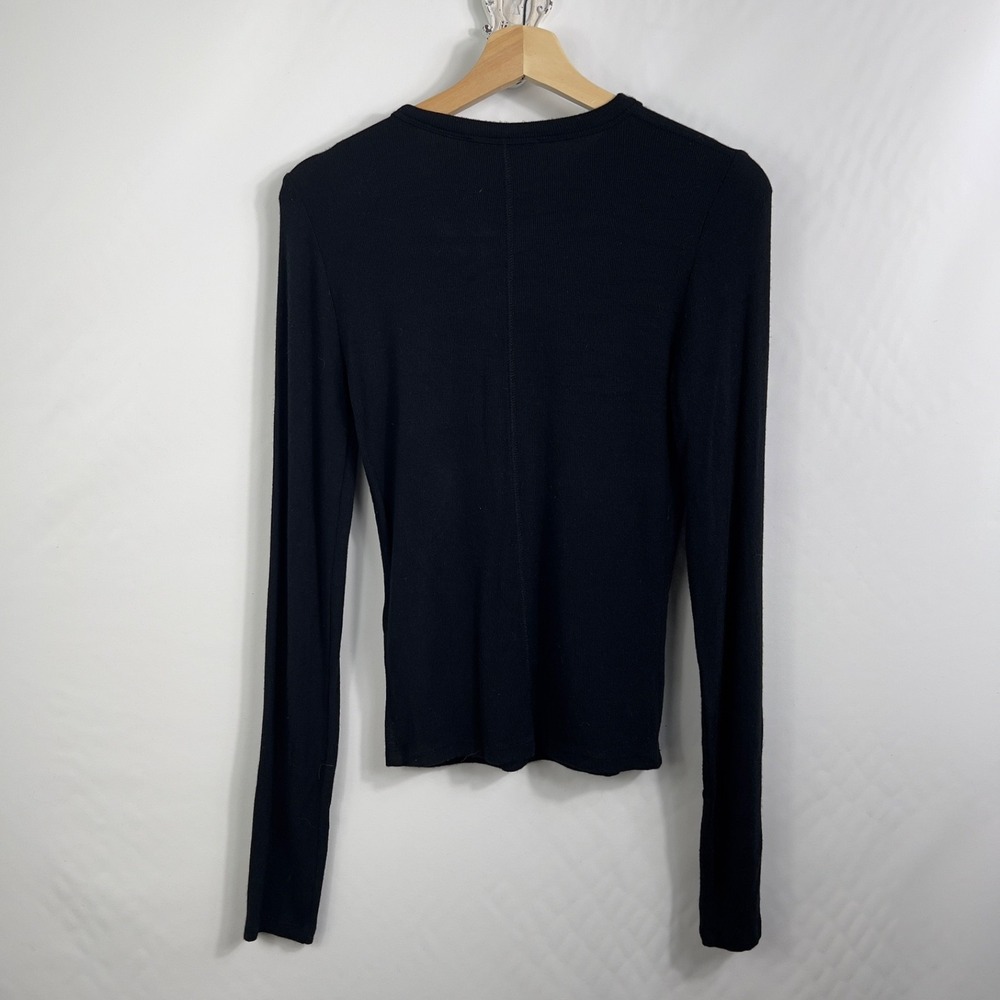 FRAME Women's Striped Rib Gold Button Crewneck Tee Small Black - Picture 12 of 12
